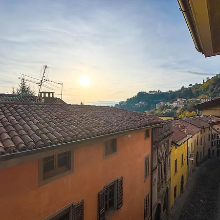Corte Di Borgo Canale - Garden * Bergamo